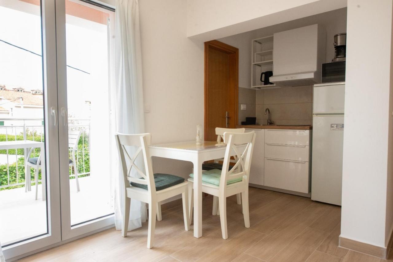 Charming Apartments Duce Omis Exterior photo
