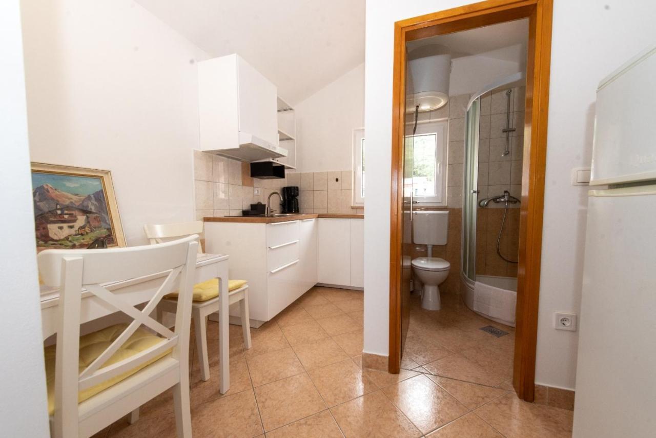 Charming Apartments Duce Omis Exterior photo