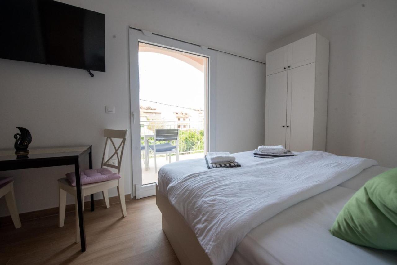 Charming Apartments Duce Omis Exterior photo